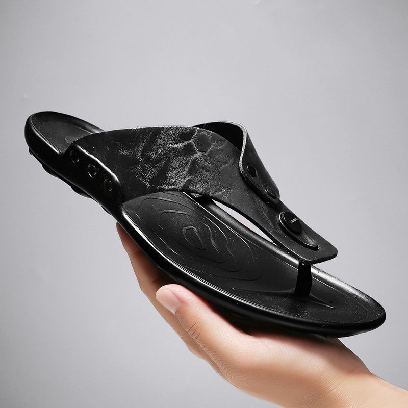 New Arrival Summer Shoes Men Luxury Flip Flops Soft Cow Leather Slippers Mens Italian High Quality Handmade Sandals Comfortable Male Flats Shoes Slip On Casual Shoes Cool Outdoor Mens Slides Black