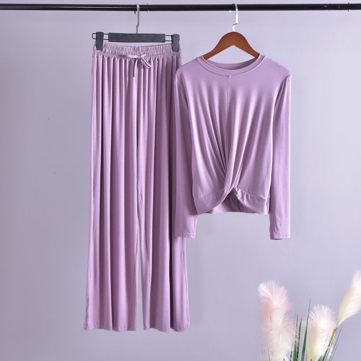 2019 New WOMEN SUITS Female Modal Round Neck Long-sleeved Two-piece SET Wide Leg Pants Casual Suit Yogaclothing 2 Pieces Set（#pink Purple）