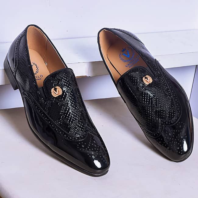 NEW VERVE DESIGNER SHOE Black