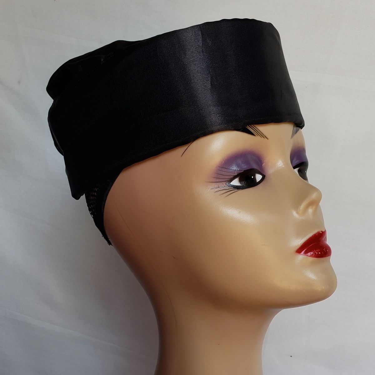 Plain Black Zarah Cap