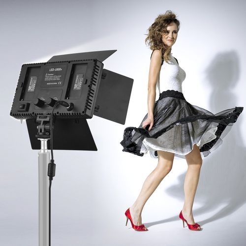 Video Light Professional Photography With Tripod(led 600)