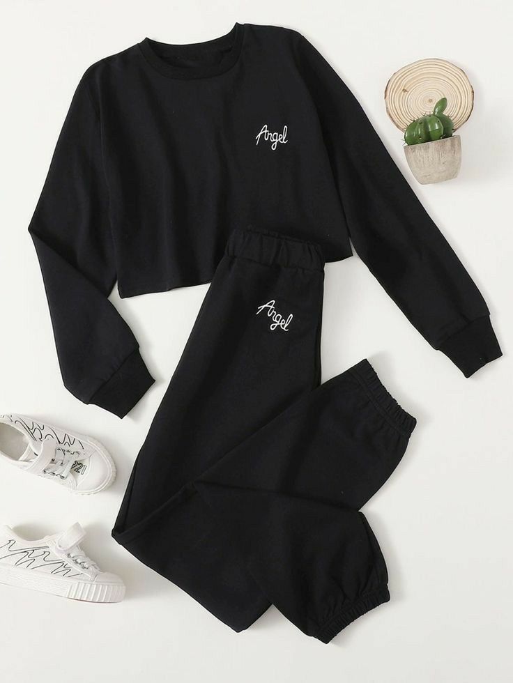 Black Crop Sweatshirt  And Joggers