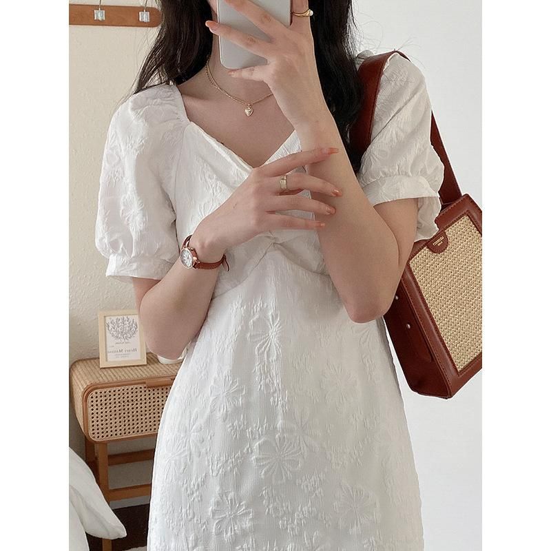 Zhiyun minority embossed dark flower dress 2022 spring summer Hepburn style little black dress first love dress zy00020