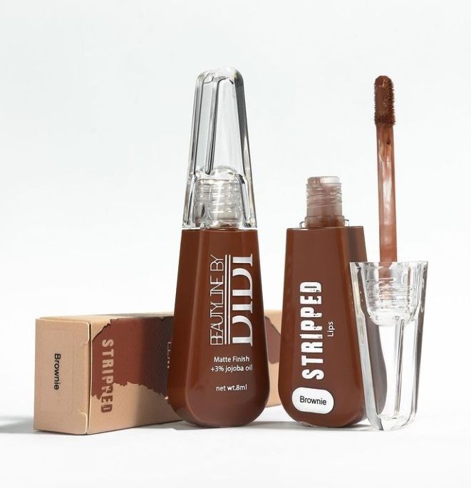 Stripped Matte Finish Liquid Lipstick ( Brownie)