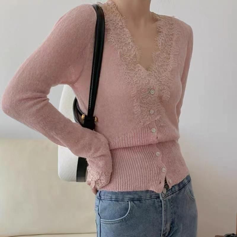 2022 Autumn New Women's Lace Panel Gentle V-neck Slim Fit Cashmere Blended Knitted Cardigan Long