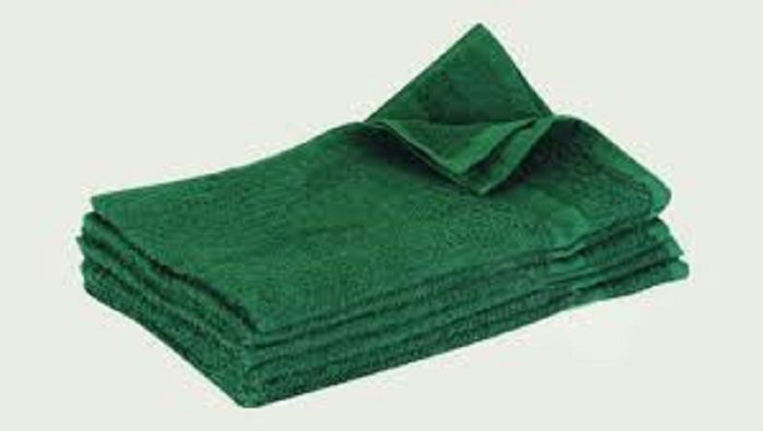 6 SET OF FACE TOWELS - GREEN