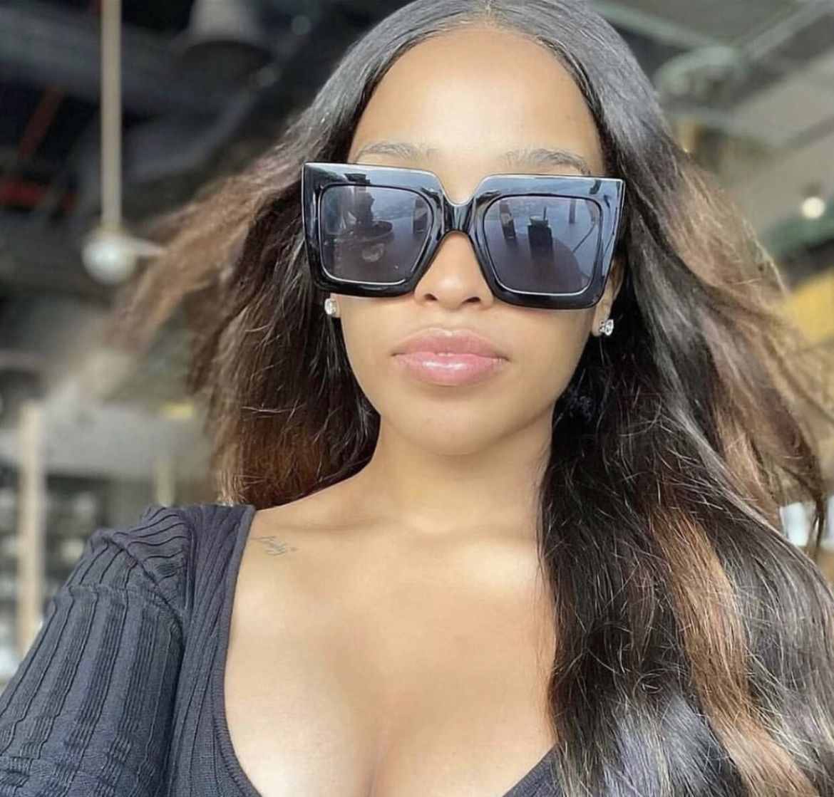 Bold Classy Rim Sunglasses- Black