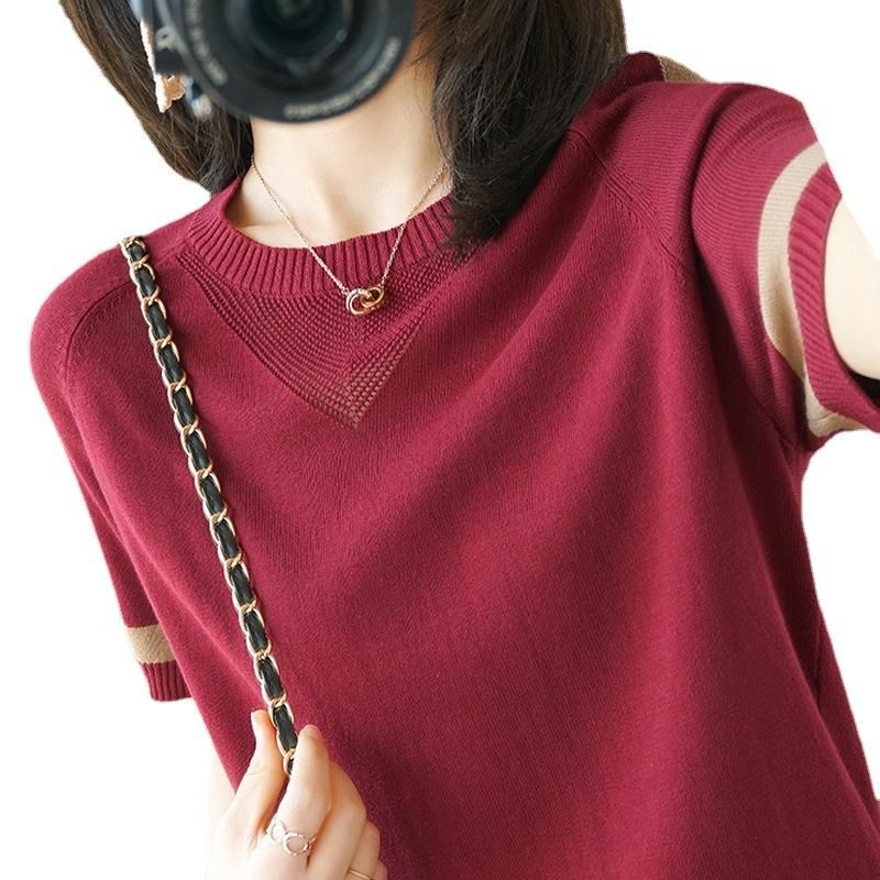 short-sleeved womenT - shirt
