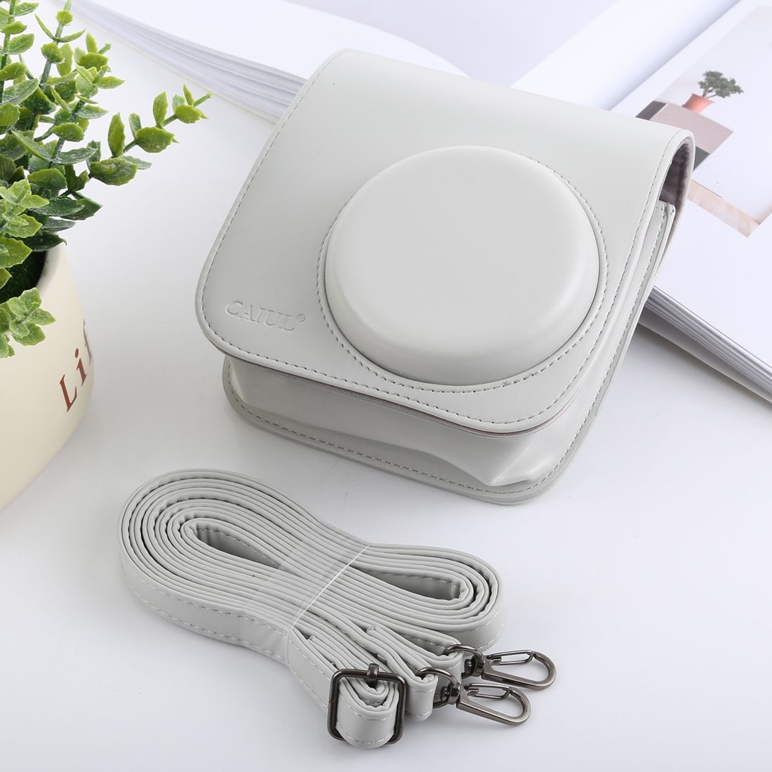 Retro Style Full Body Camera PU Leather Case Bag With Strap For FUJIFILM Instax Mini 9 / Mini 8+ / Mini 8(White)