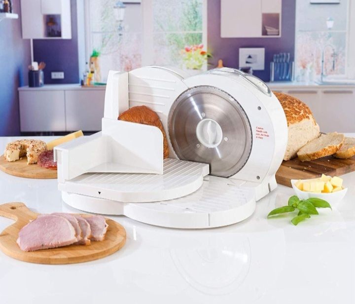 Compact Food Slicer With 17cm Serrated Blade