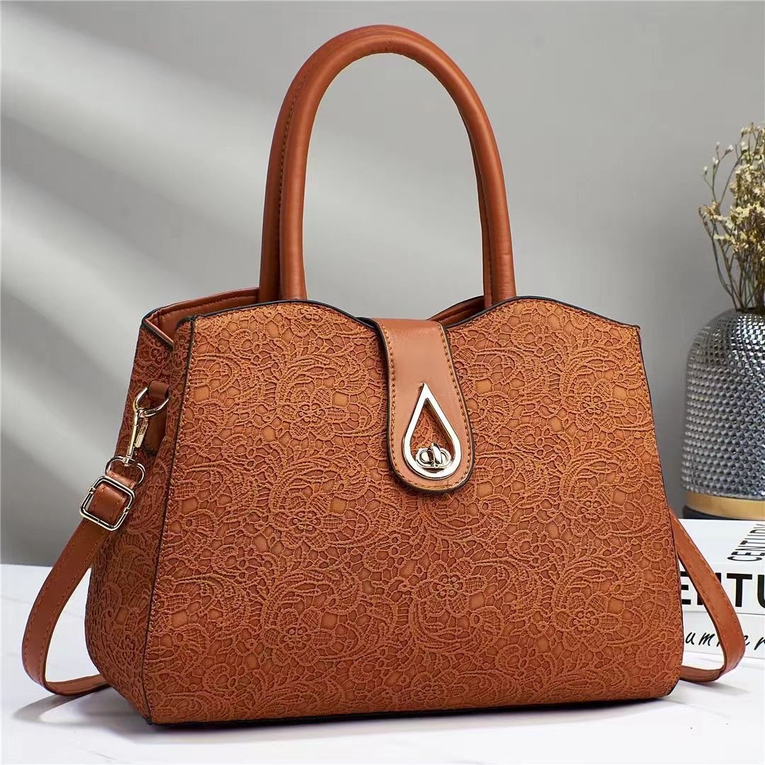 Women Inclined Shoulder Bags
