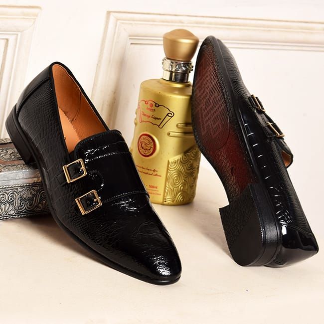 Men BUKKLE Leather  Designers Shoe Black