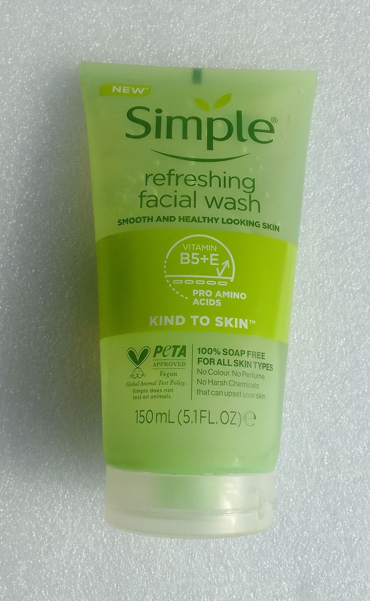 SIMPLE REFRESHING FACIAL WASH 150ml