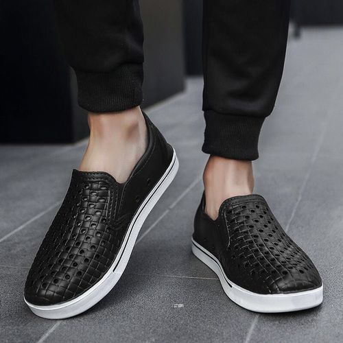 Men's Casual Hole Shoes Breathable Sneakers-black