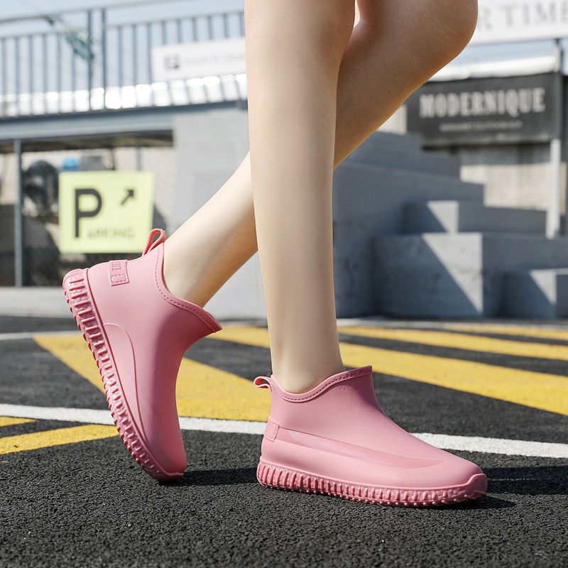 Women's Short Tube Fashionable Waterproof Rain Shoes-pink