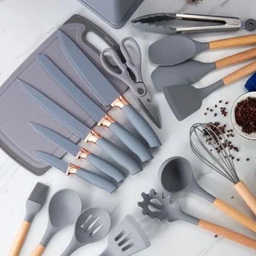 Silicon Set Of Kitchen Knives Ans Spoons
