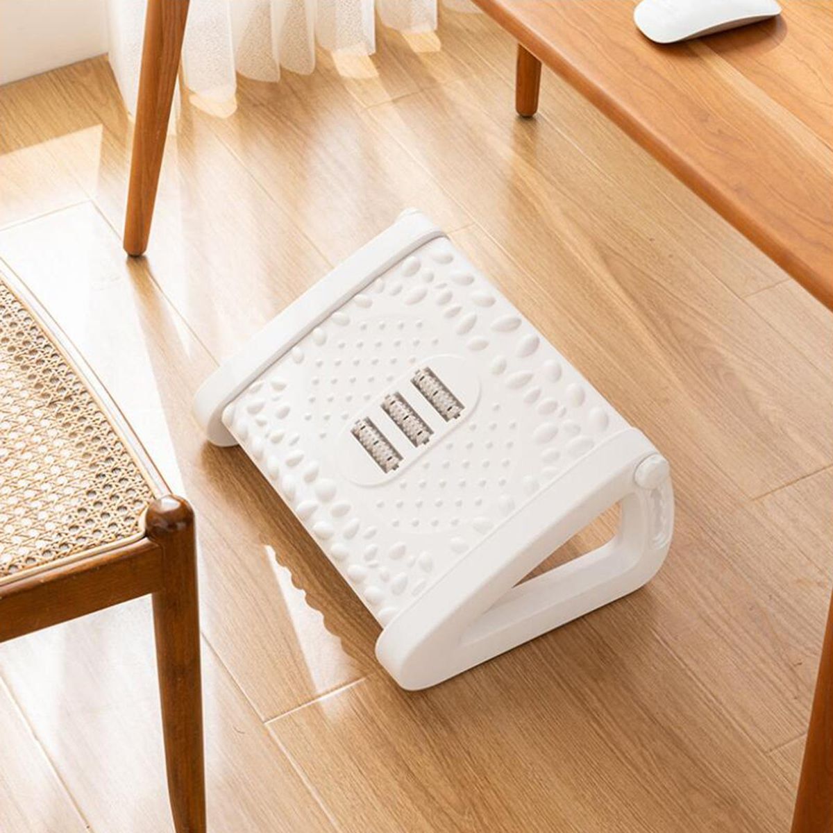 Tilted Foot Rest-- Thicken  Improved Posture With White1