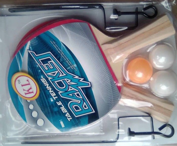 Table Tennis Bat And 3 Eggs