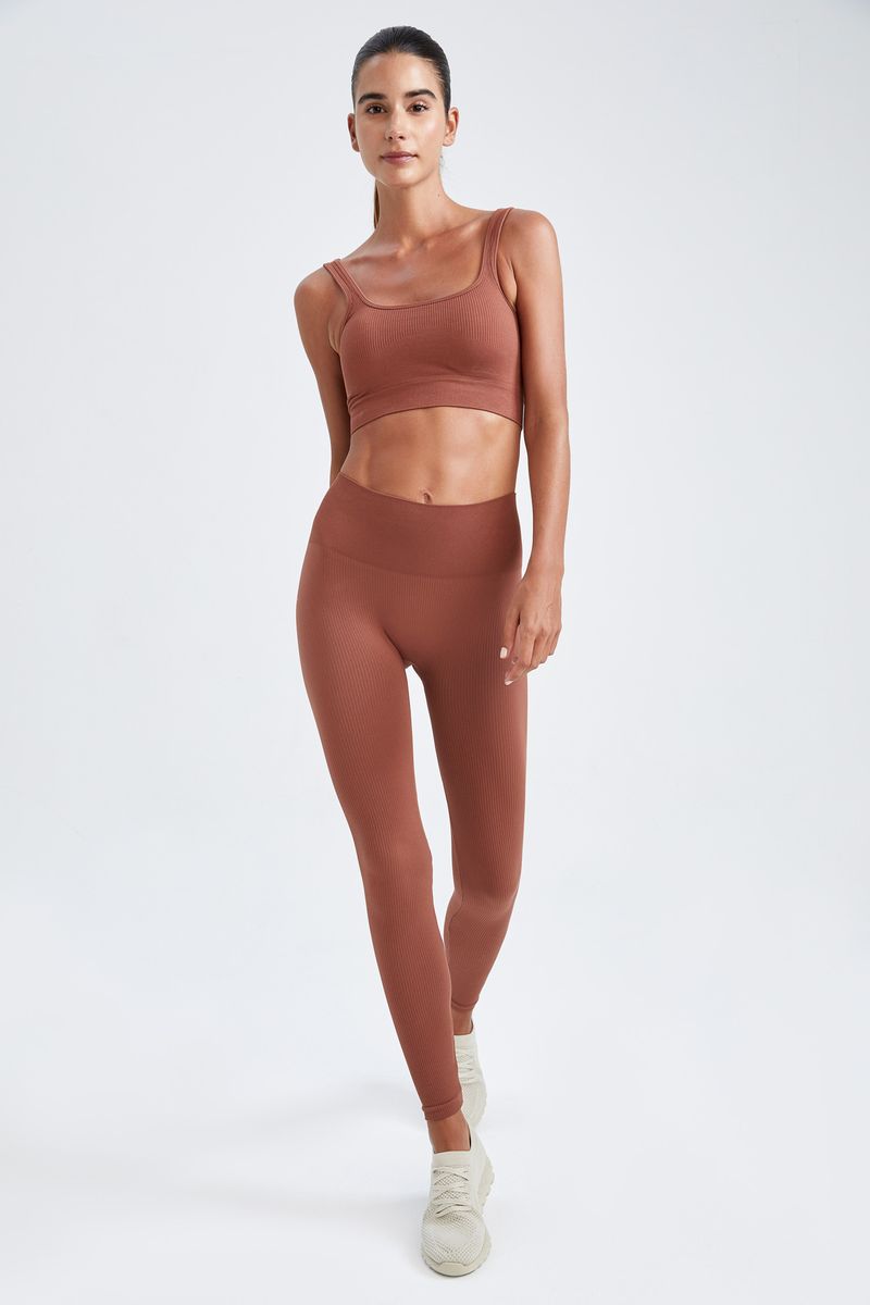 Woman Legging Fit Knitted Leggings-Brown