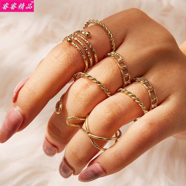 Unique 8 Gold Knuckle Ring Sets
