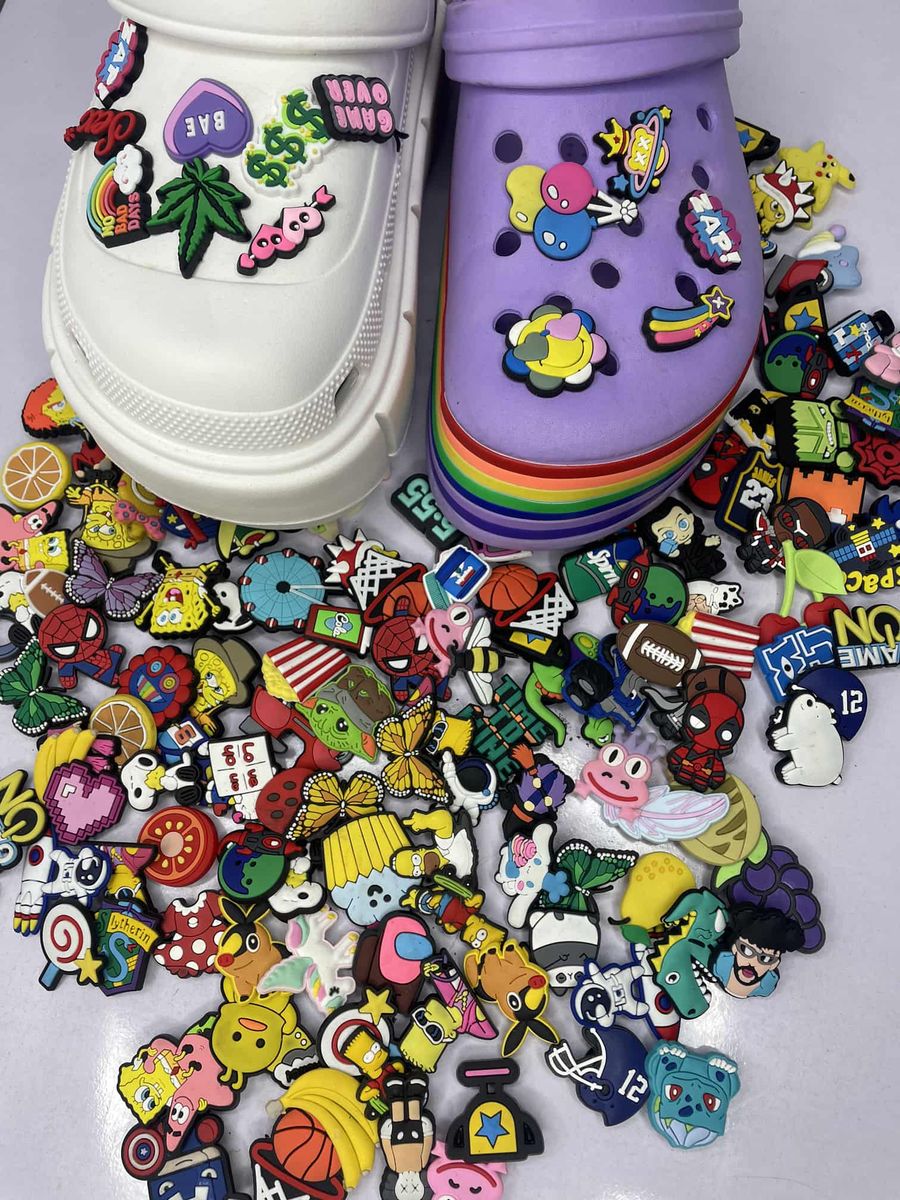 25 Pieces Wholesale Crocs Charms &Jibbits