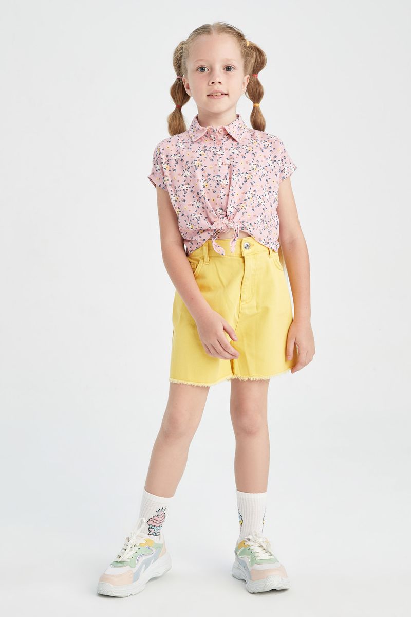 Girl Mom Fit Woven Short - Yellow