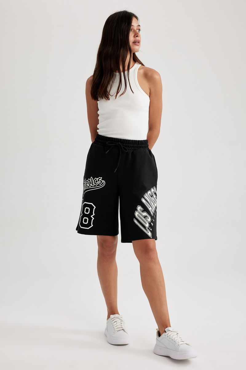 Woman Young Knitted Short - Black