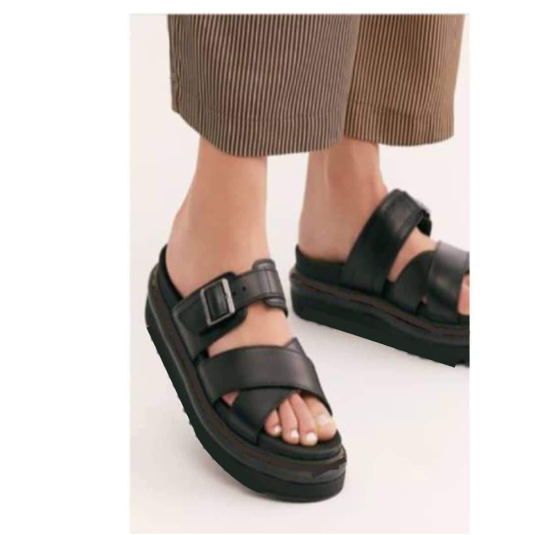 Sabi Man Buckled Slides