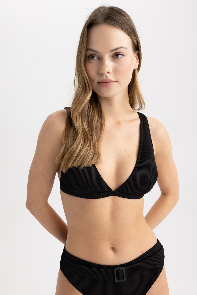 Woman Regular Fit Bikini Top - Black