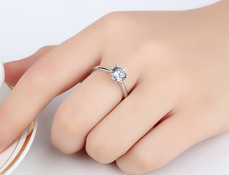 Luxury Adjustable  Diamond Engagement Proposal Ring