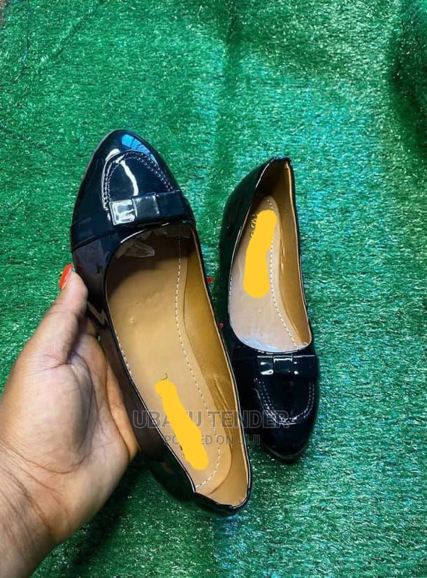 High Quality Black Flat Cover Shoes