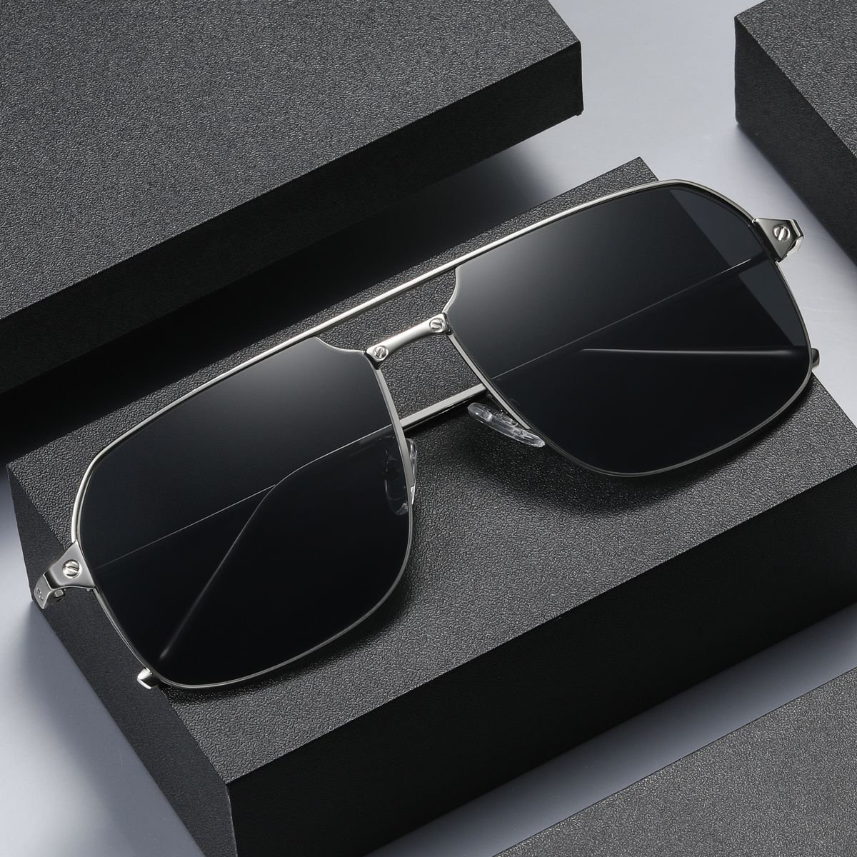 Men's Polarized Aviator Sunglasses Square Metal Frame Shades