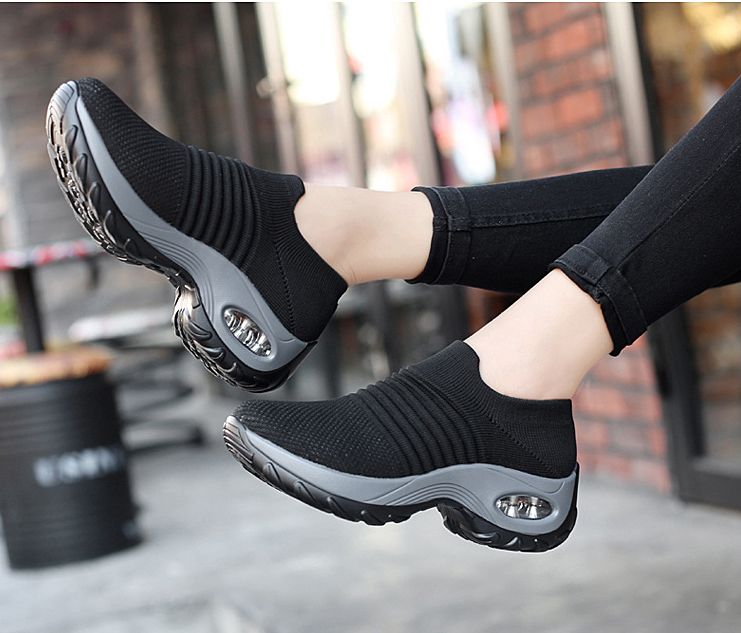 2022 Women's Casual Socks Running Sneakers - Black