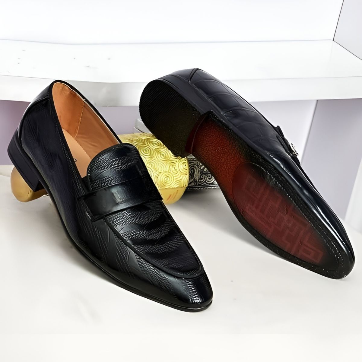 PURE ITALIAN LEATHER BLACK  SHOE