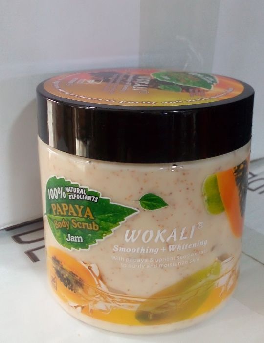 Moisturizing Smoothing -whitening Papaya Scrub