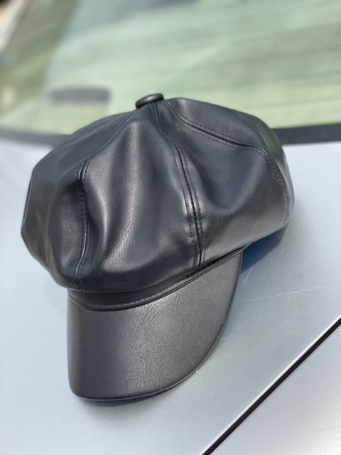 Classic Black Leather Newsboy Cap