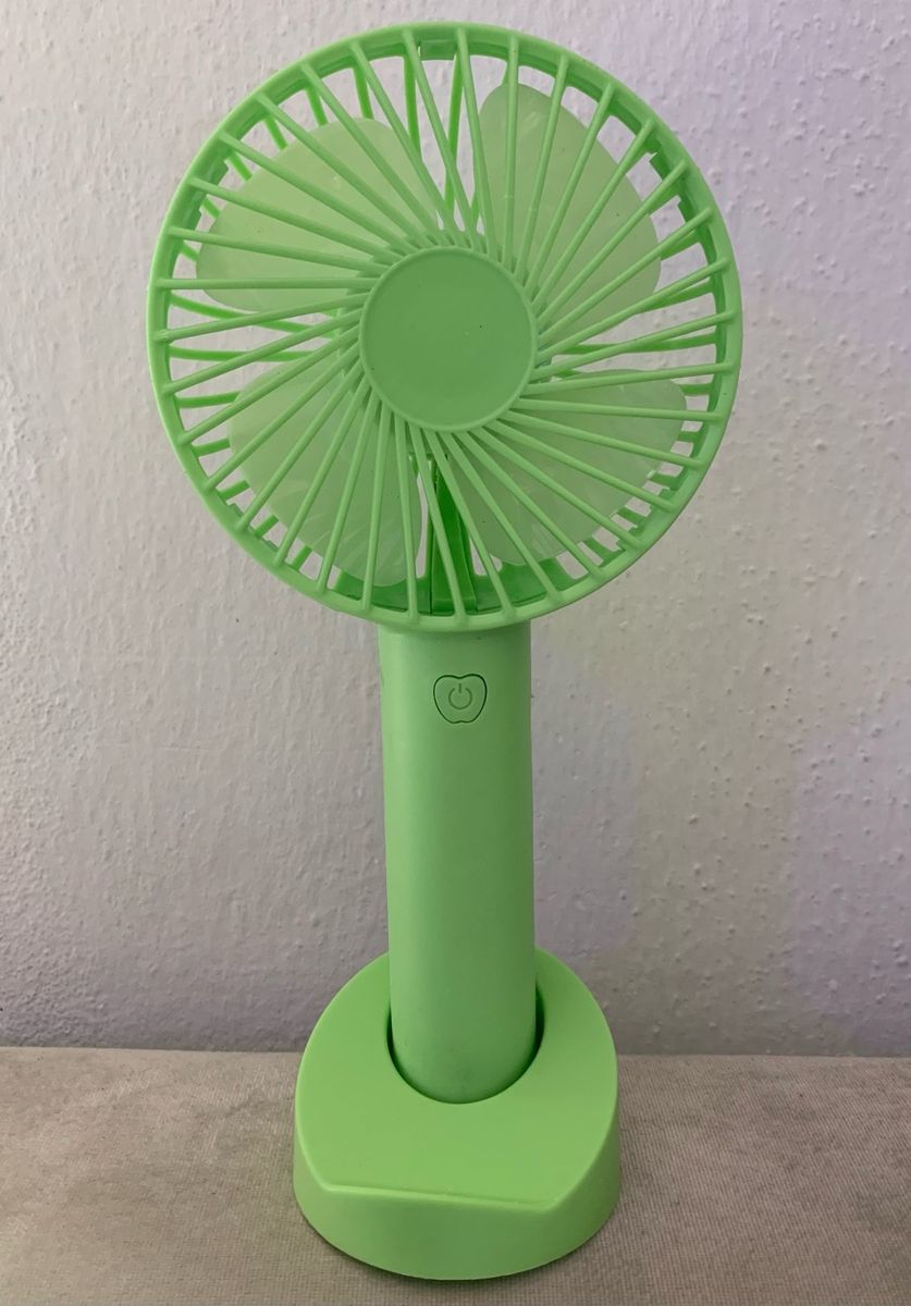 Rechargeable Fan Big Wind Desktop / Laptop Makeup Table Fan