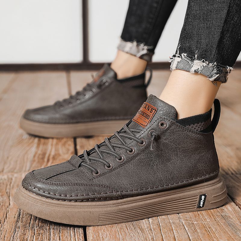 Young Man Casual High Top Leather Shoes Fashion Shoes - Brown