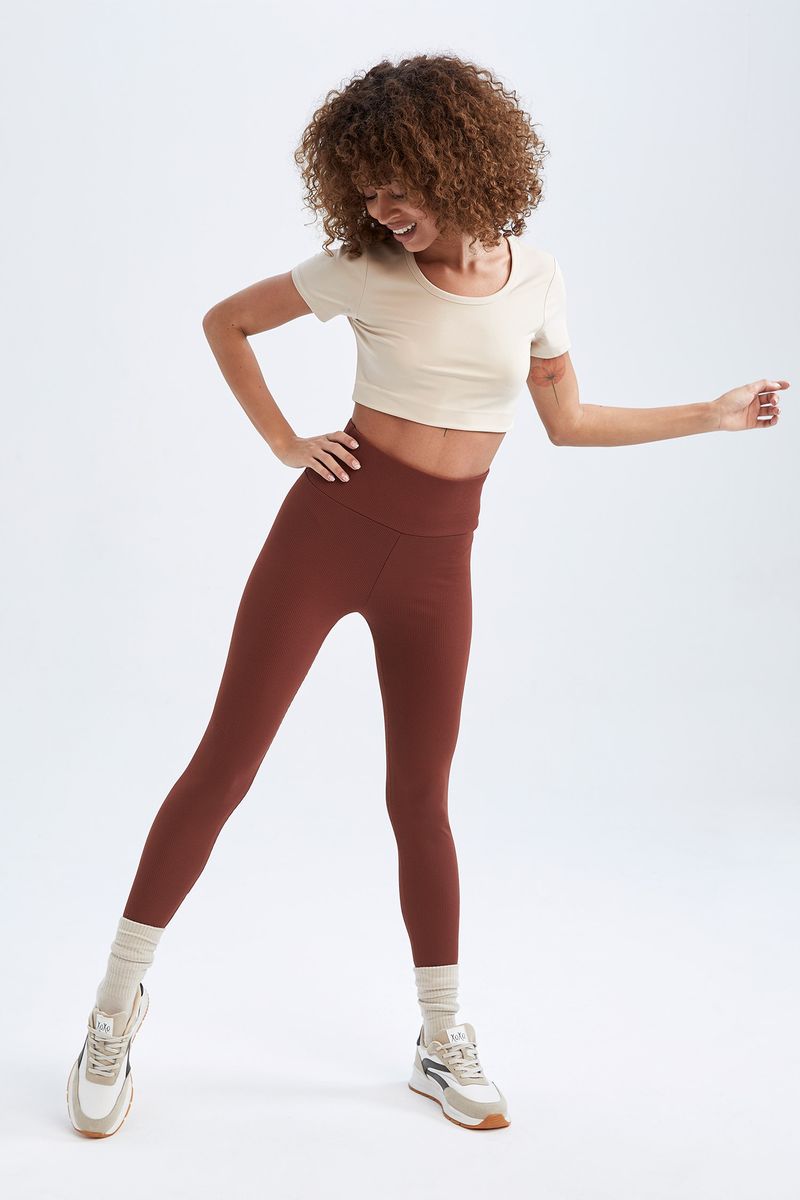 Woman Young Knitted Leggings - Brown