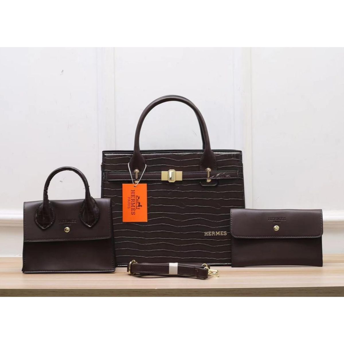 Women Fashionable Designer Handbag