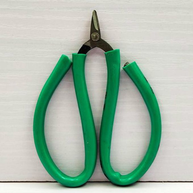 Wire   Sharp Green Handle Precison Cut For Clothing