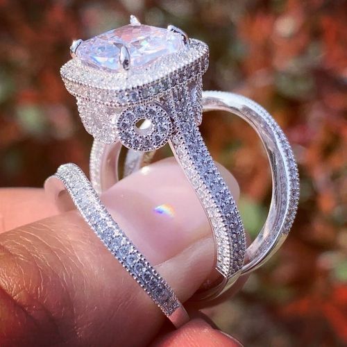 2022 Luxury Diamond Stone Wedding Set+Plain Male Band(4 In One)
