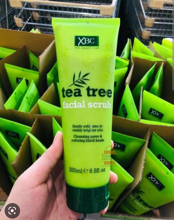TeaTree Cleansing Facial Scrub 250ml (1Pcs)