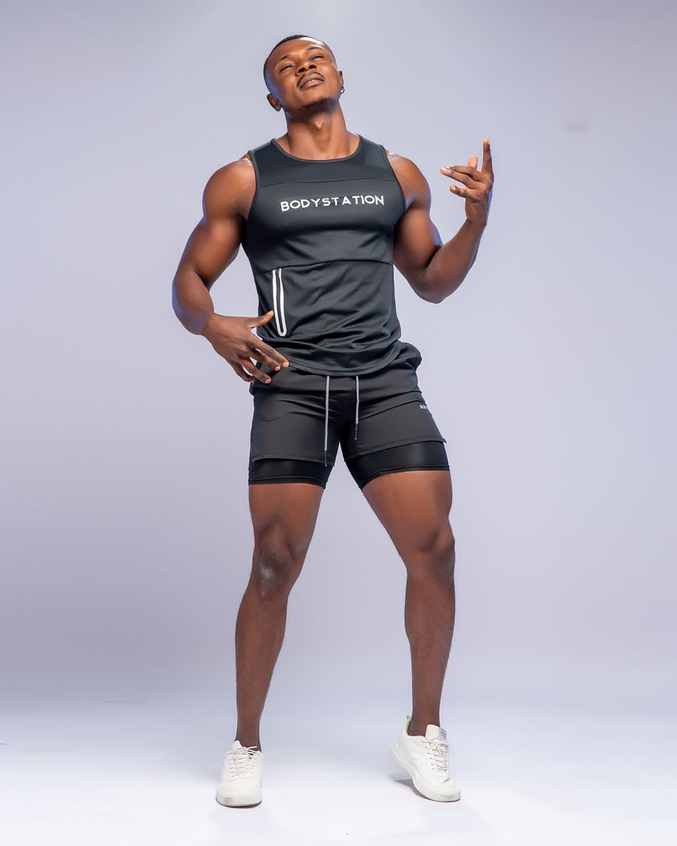 Men's Tight-Fit Training Tank Top - Black