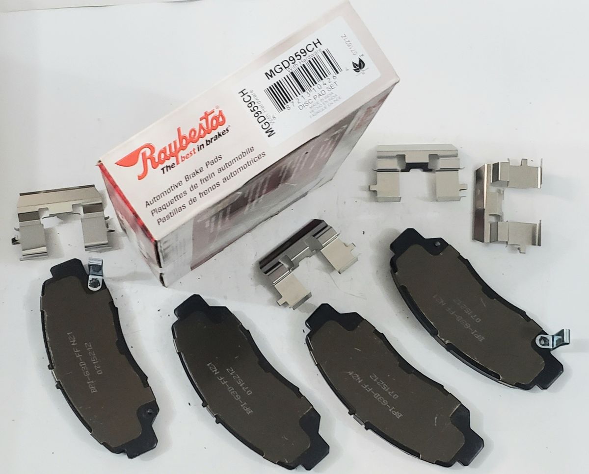 RAYBESTOS MGD 959 CH CERAMIC R-LINE FRONT BRAKE PAD SET