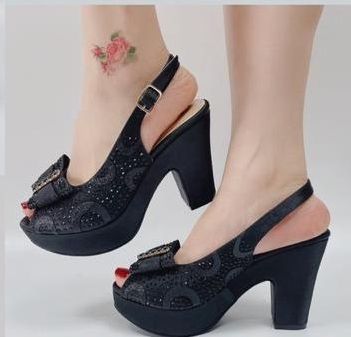 Classic Heel Sandals For Ladies-Black
