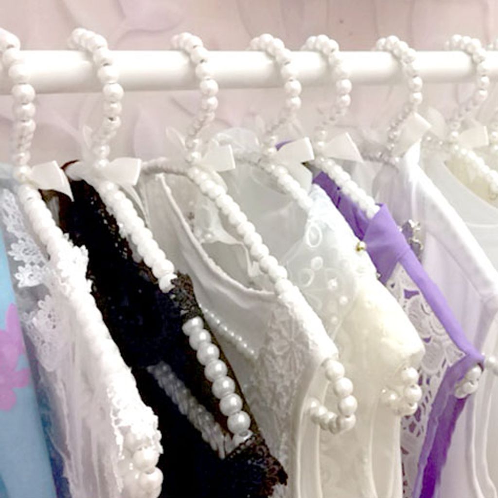 6x Plastic Pearl Children Kids Clothes Hanger Coat Baby Skirt Trousers