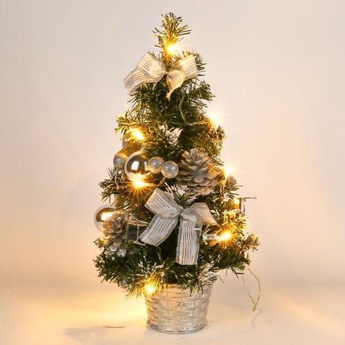Decorate The Small Christmas Tree Christmas Decorations
