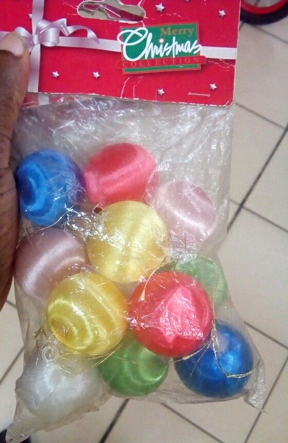 Small Christmas Tree Balls Decorations - 12 Pcs