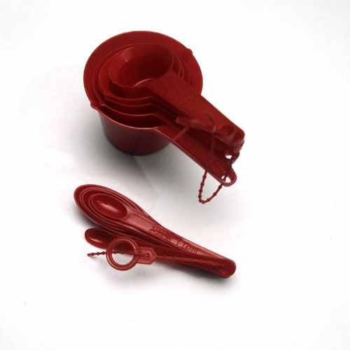 11 Pieces Kitchen / Baking Measuring Cups And Spoons.